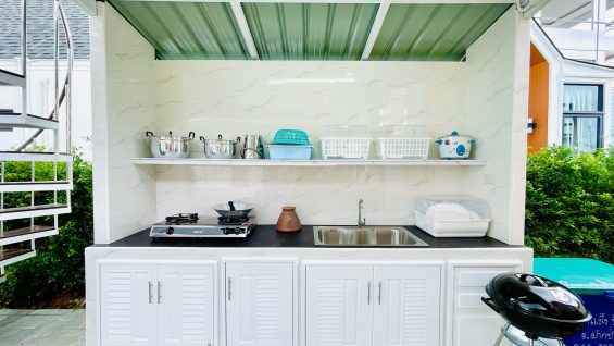 LINE_ALBUM_Gio-Pool-Villa_250311_23