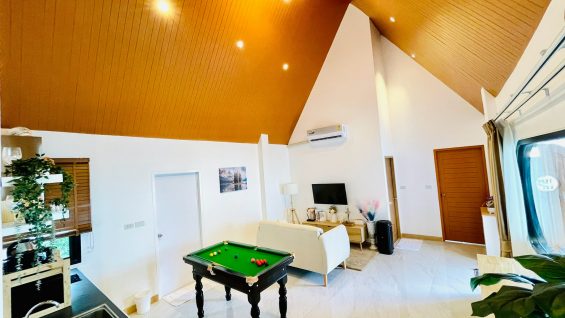 LINE_ALBUM_Gio-Pool-Villa_250311_58